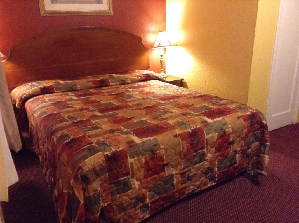 Hotel & 2*