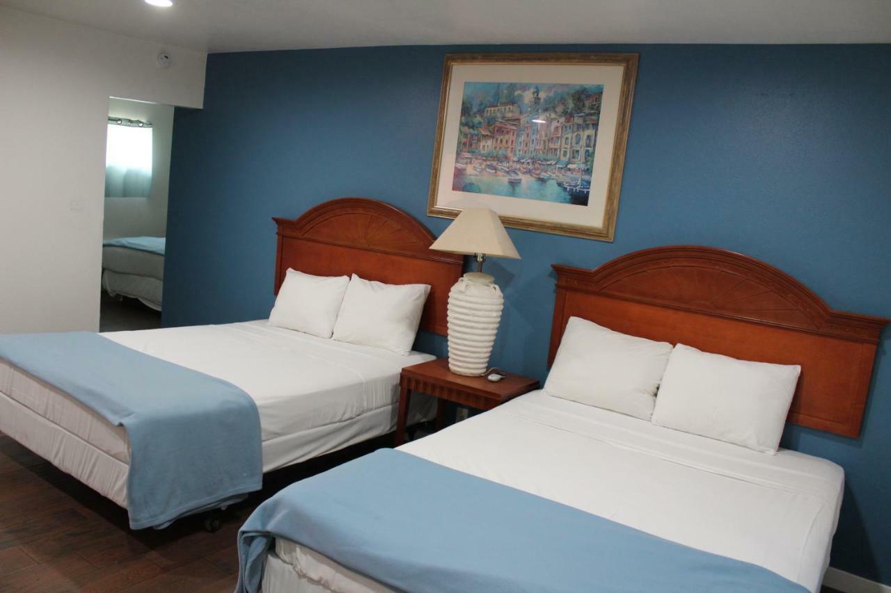 Hotel & 2*