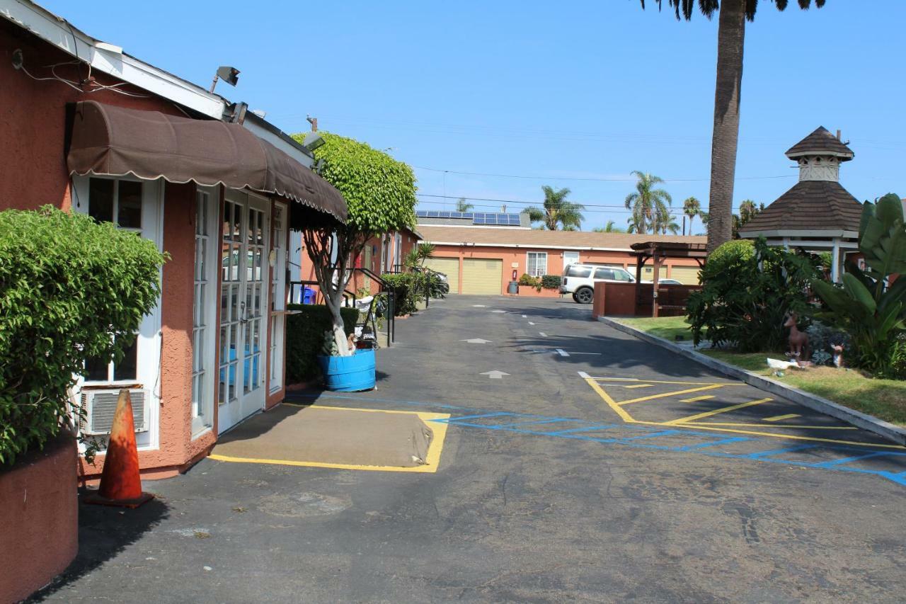 Hotel & Oceanside