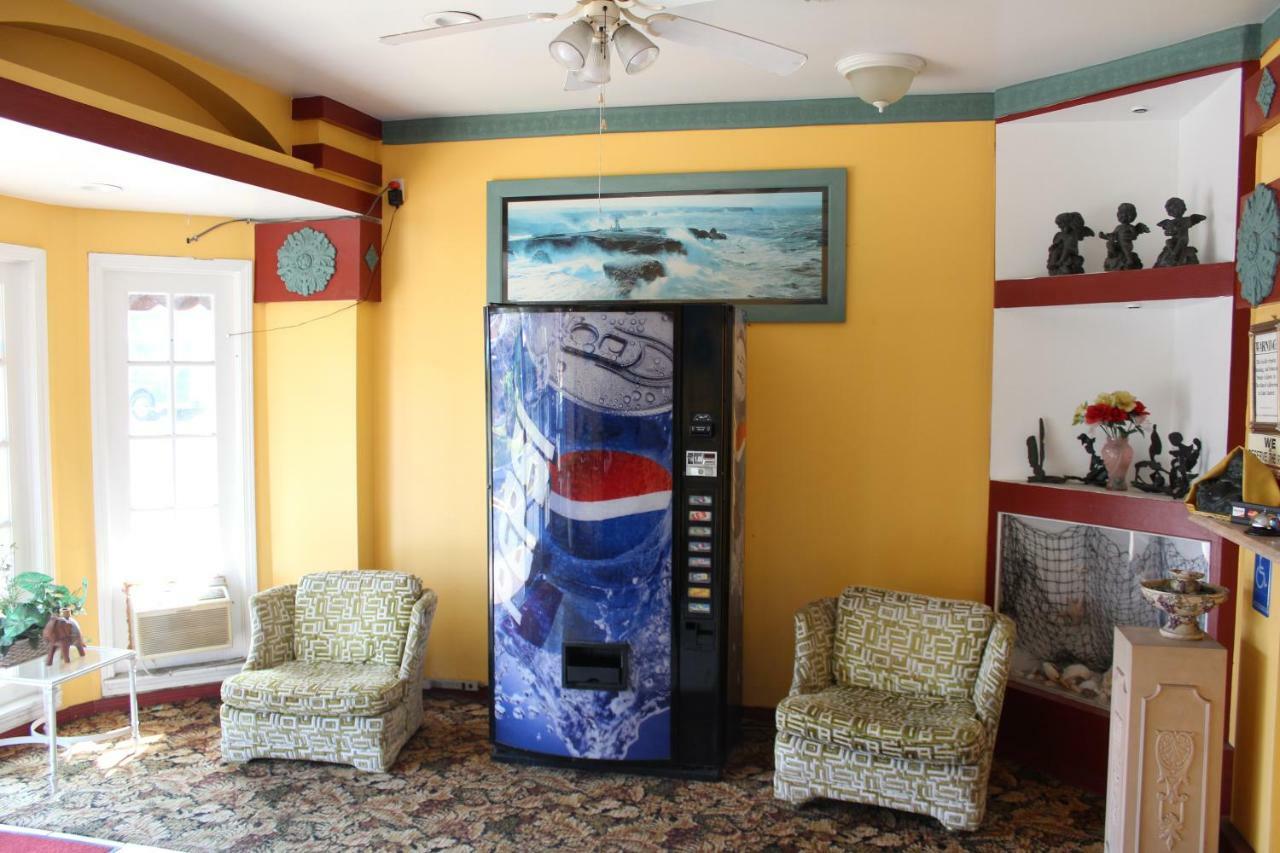 Hotel & Oceanside